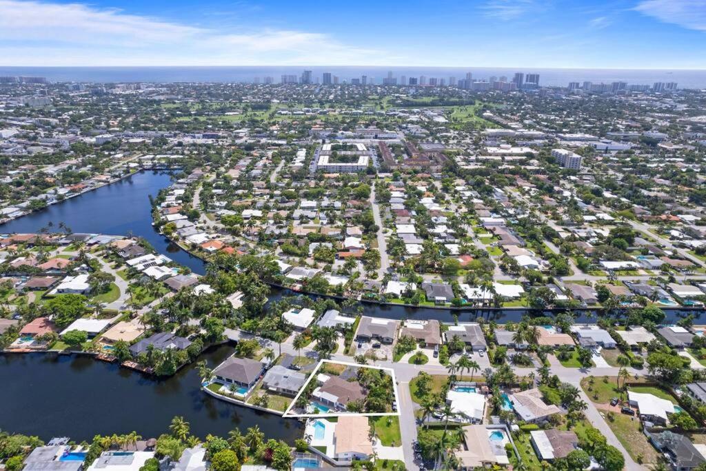 Waterfront-Heated Pool-Mini Golf-Game Room-2Mi Beach Fort Lauderdale Ngoại thất bức ảnh